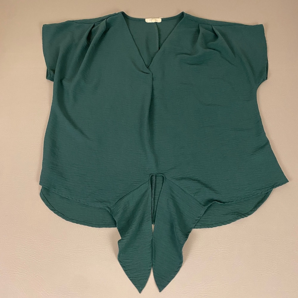 Beacon Apparel Blouse Top Women's XXL Dark Green V-Neck Front Tie Short Sleeve